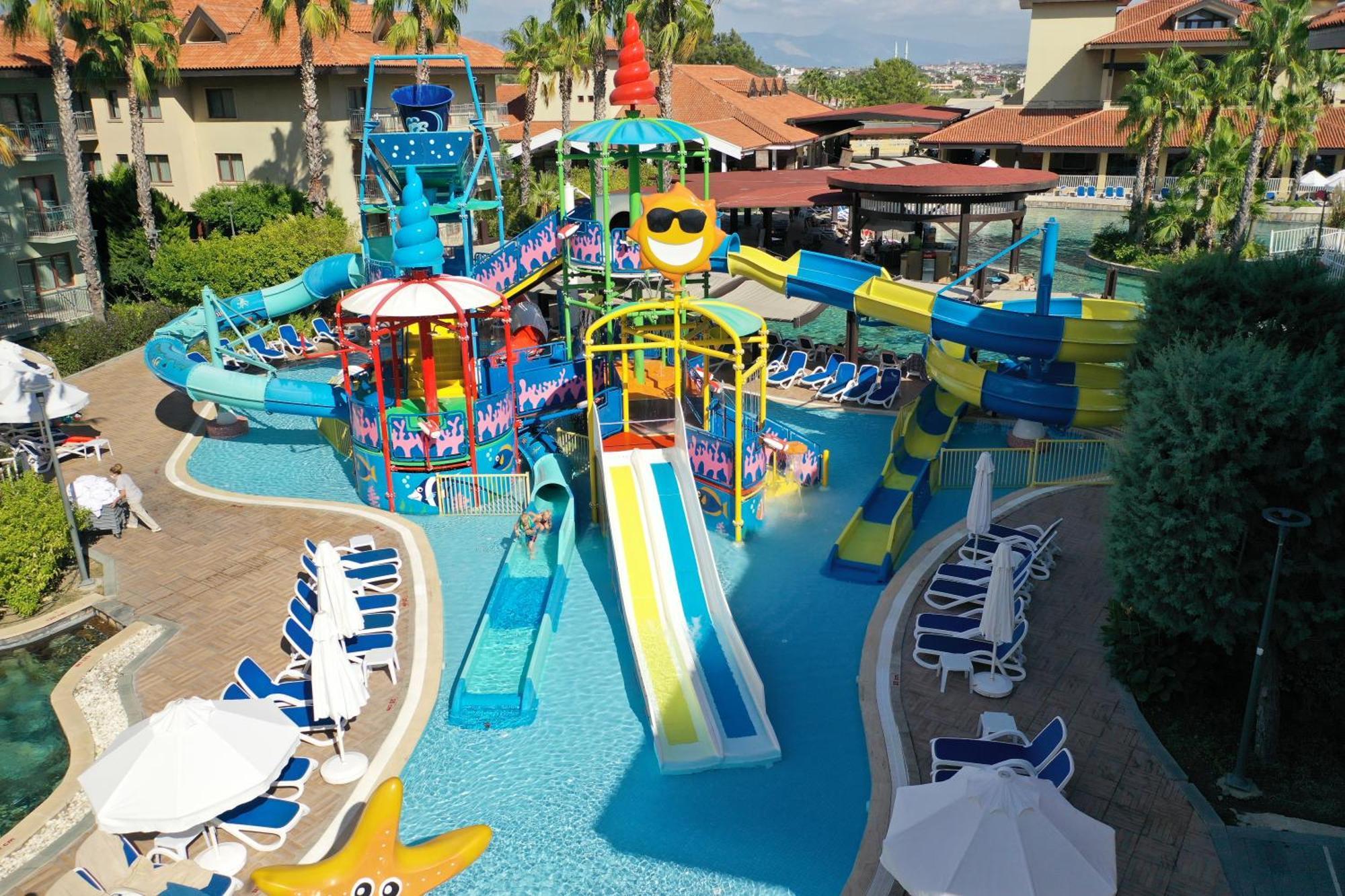 Club Grand Aqua Otel Çolaklı Dış mekan fotoğraf